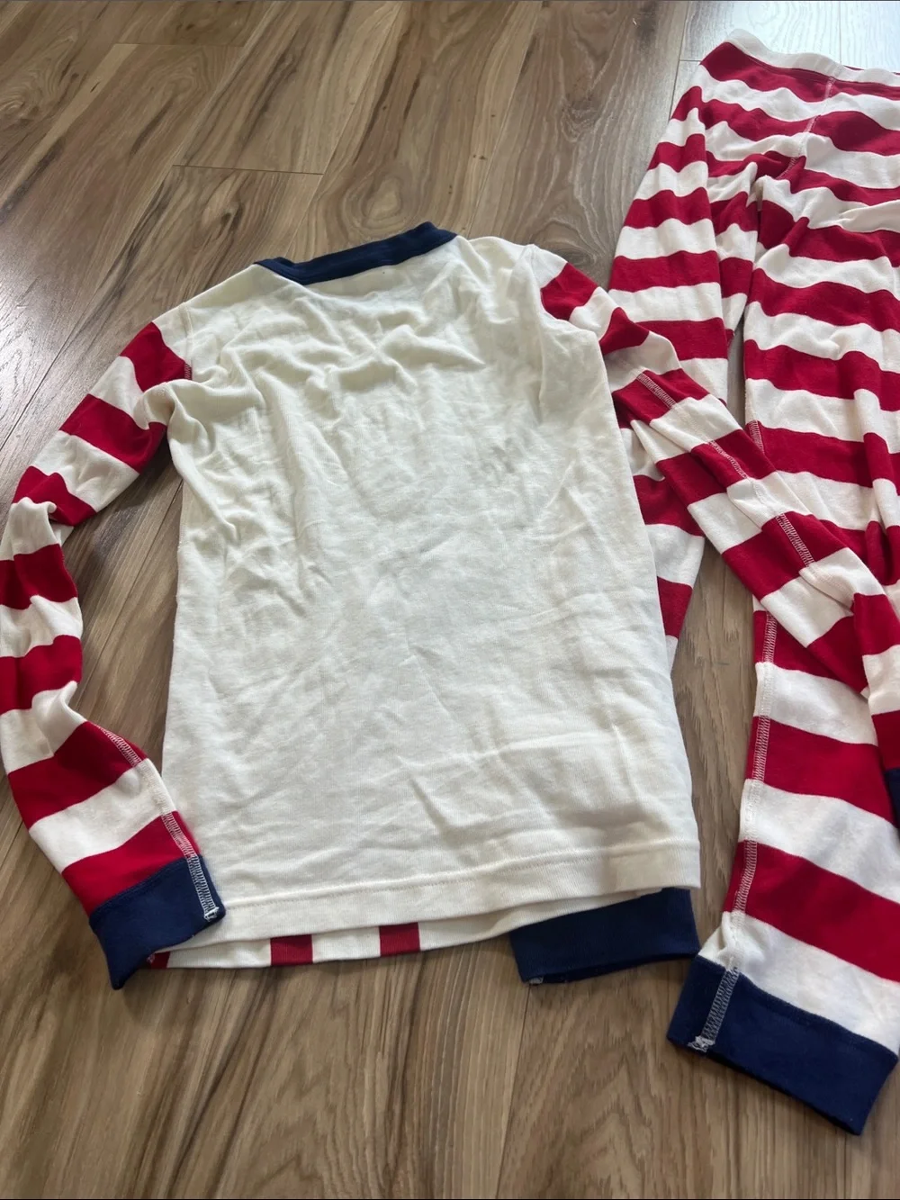 Hanna Andersson Red & White Stripe Reindeer Pajama Set with Navy Trim size 12